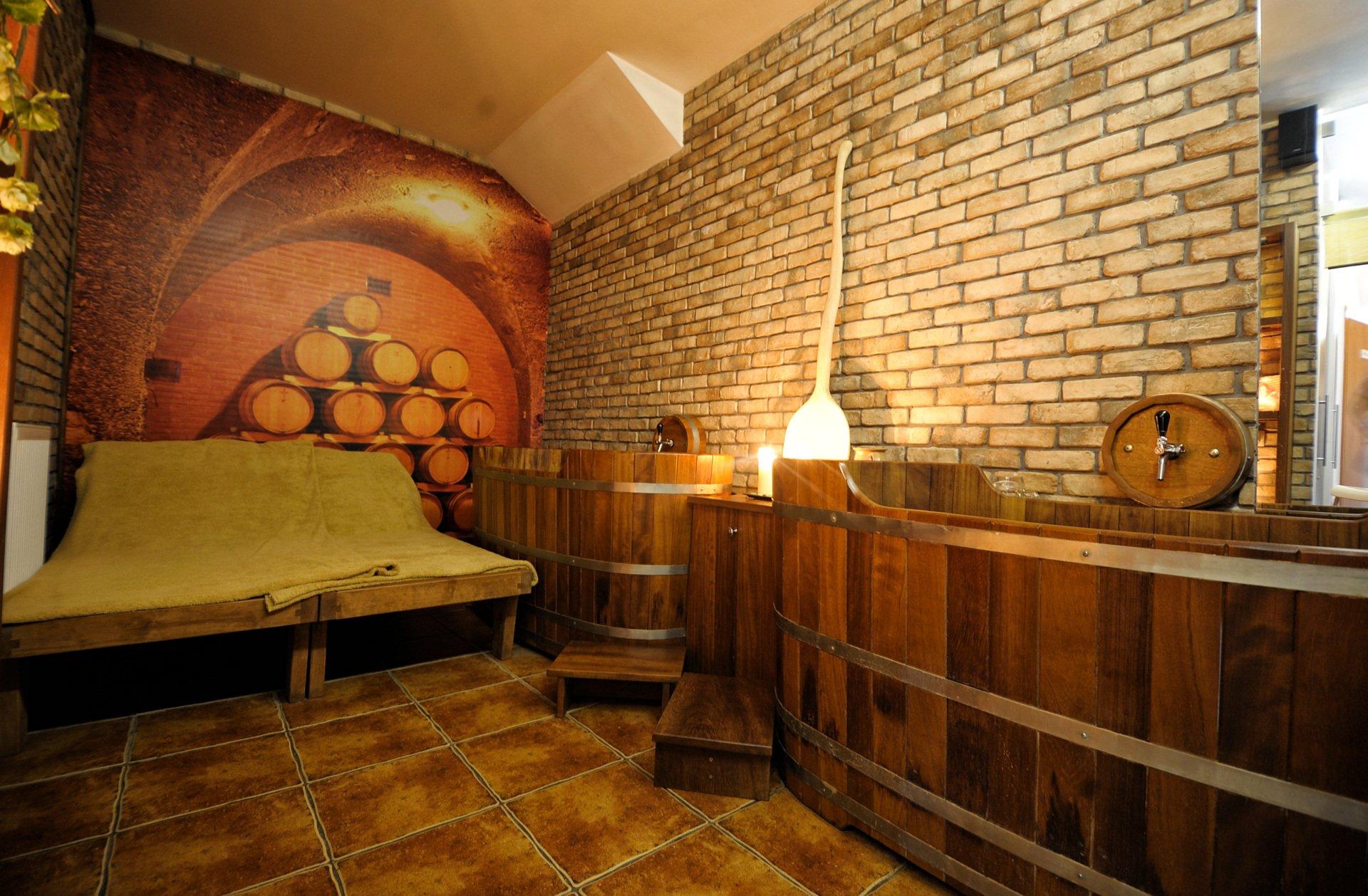 Vestil Hotel Piotrków Trybunalski Esterno foto