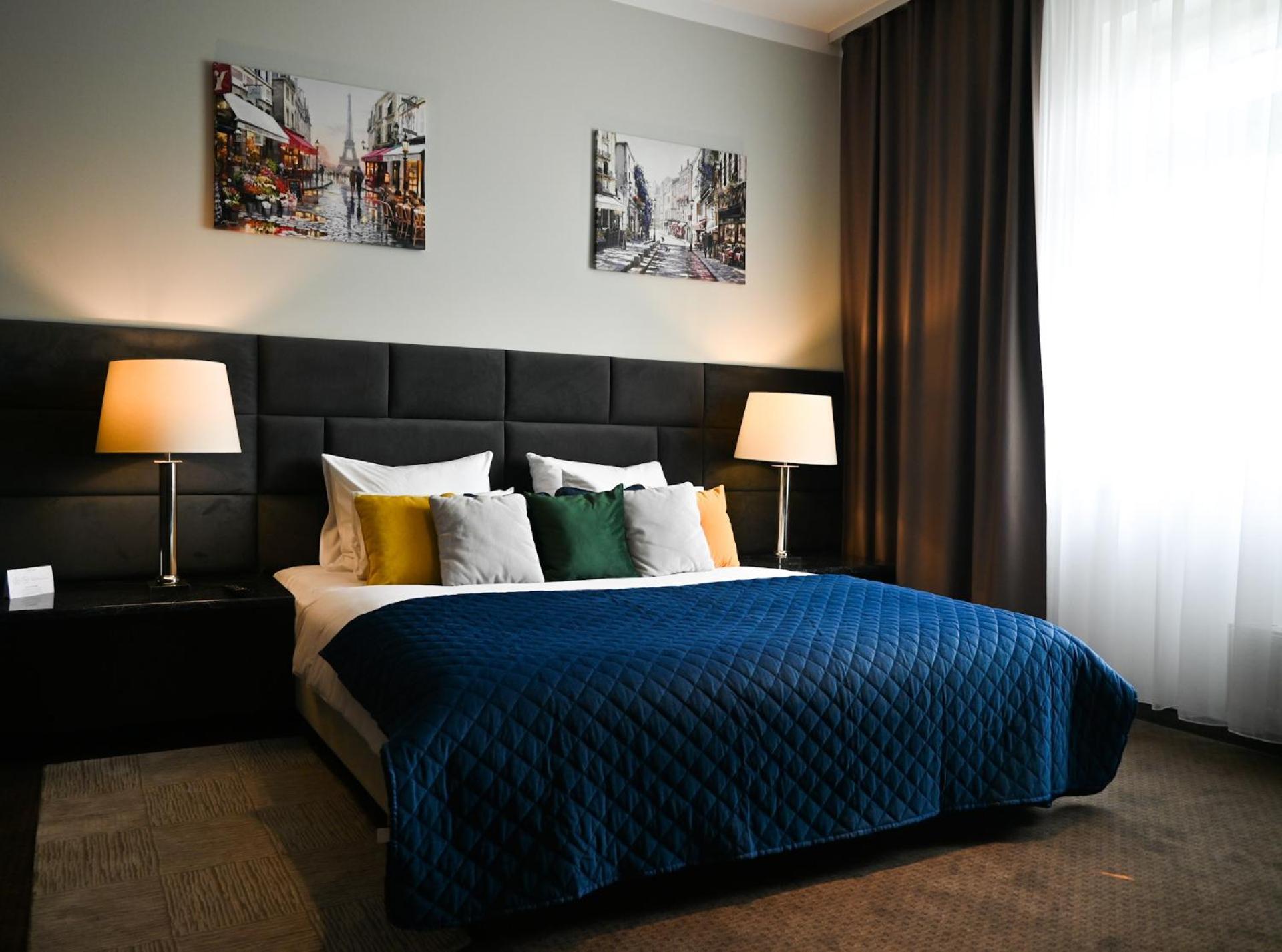 Vestil Hotel Piotrków Trybunalski Esterno foto